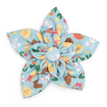 Hoppy Easter Flower: Blue / Large